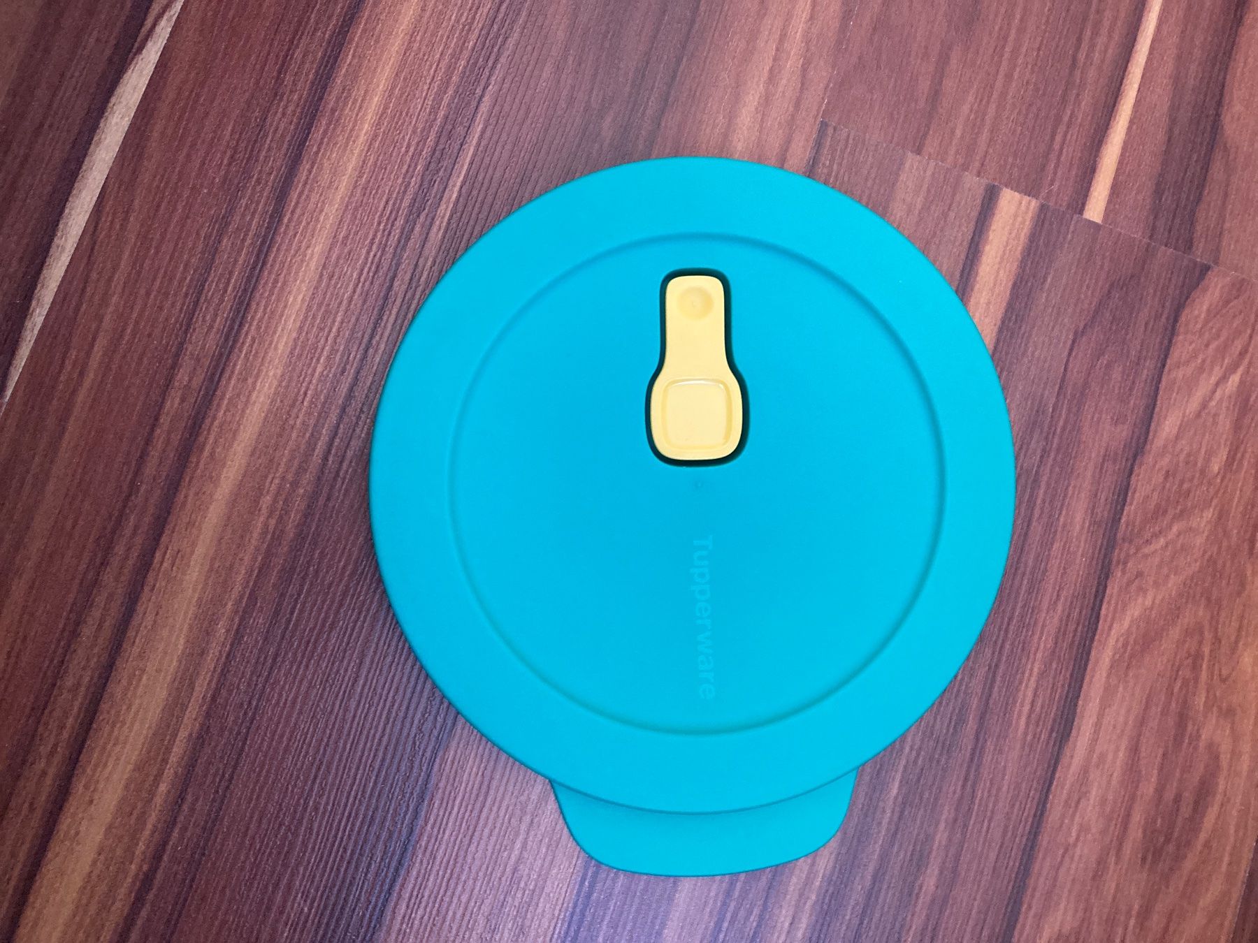 Tupperware Contenitori & Simili: Deckel Tupperware Mikrowellenbehälter – Usato da Horgen venduto da CS75