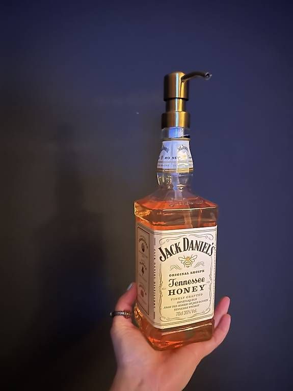 Seifenschalen: Luxury Jack Daniels Seifenspender – Gebraucht aus Oberweningen von gta_kl5b 1