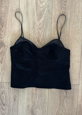 Wunderschönes Korsett-Top von Massimo Dutti.