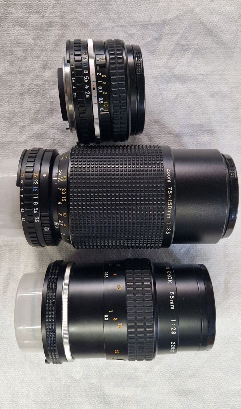 Nikon Fotocamera: NIKON FE GEHÄUSE MIT ZUBEHÖR – Usato da Bilten venduto da Mic2022 2