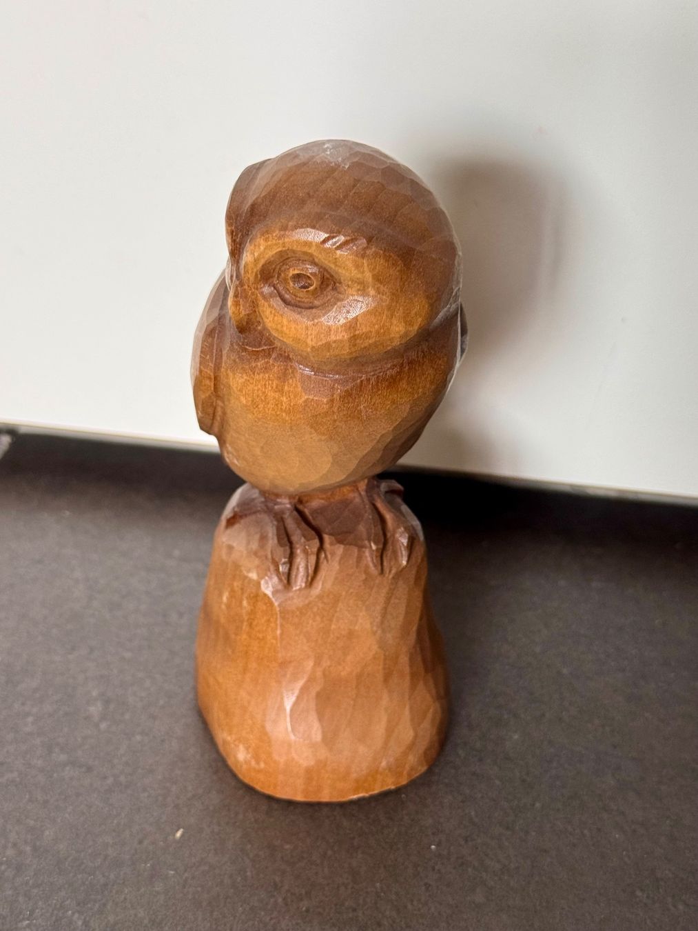 Figurines: Wunderschöne Holz Eule Brienzer Schnitzerei – D'occasion à Rothrist par Fondgruebe 4