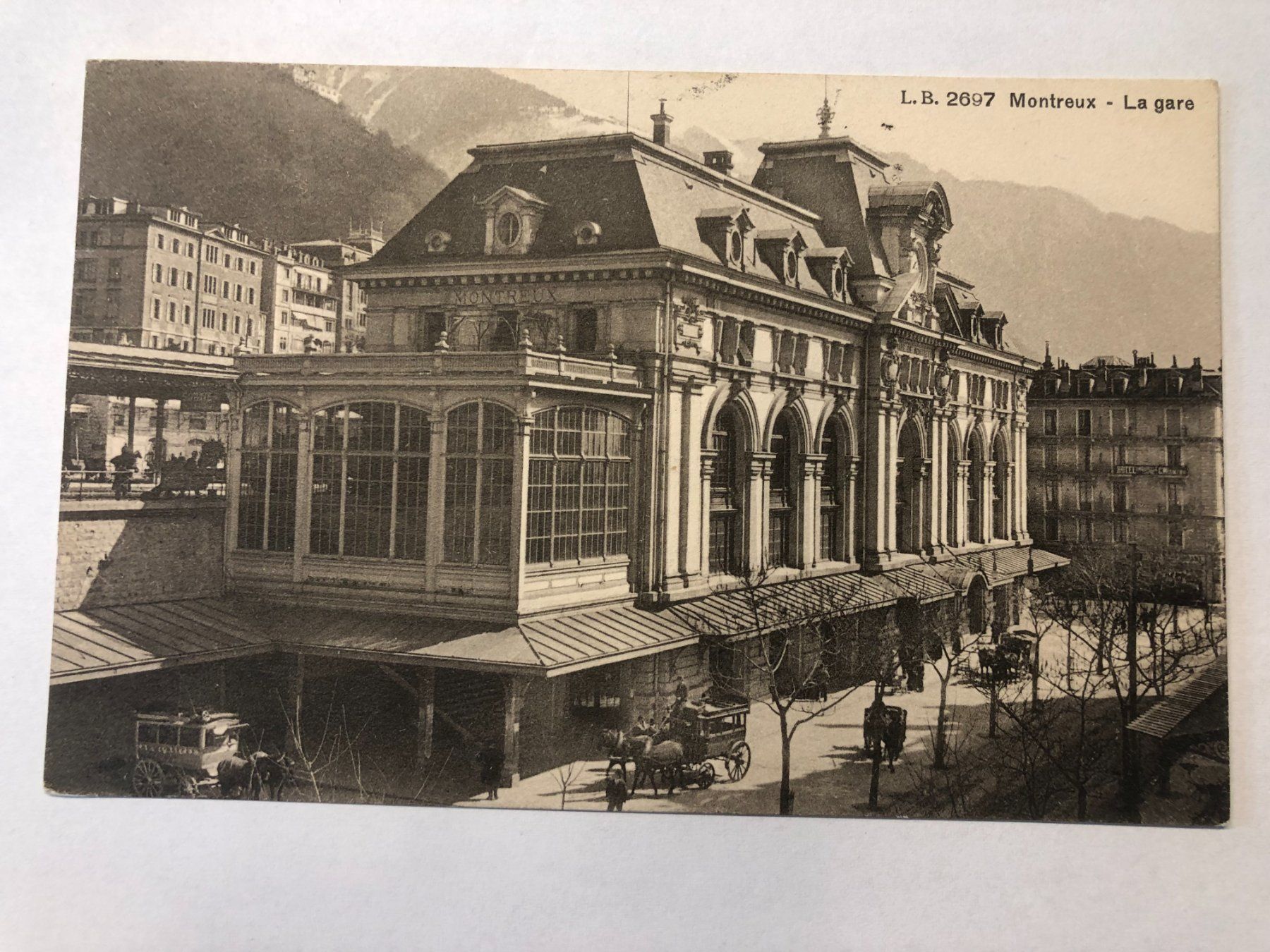 Cartes postales: Montreux - la gare 1911 – D'occasion à Pfäffikon ZH par Waltoversand