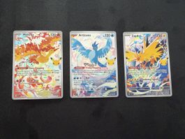 30th Celebrations Moltres/Articuno/Zapdos AR Englisch