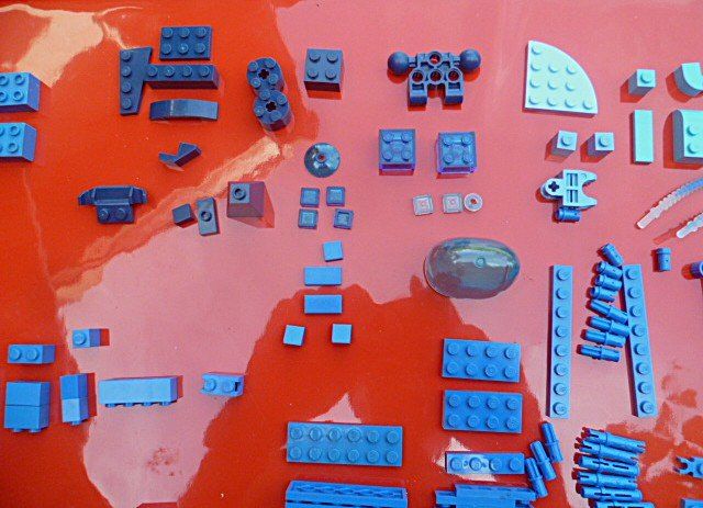 Lego Baukästen: Lego Ersatzteile sortiert, blau – Gebraucht aus Effretikon von Heimstudio 5