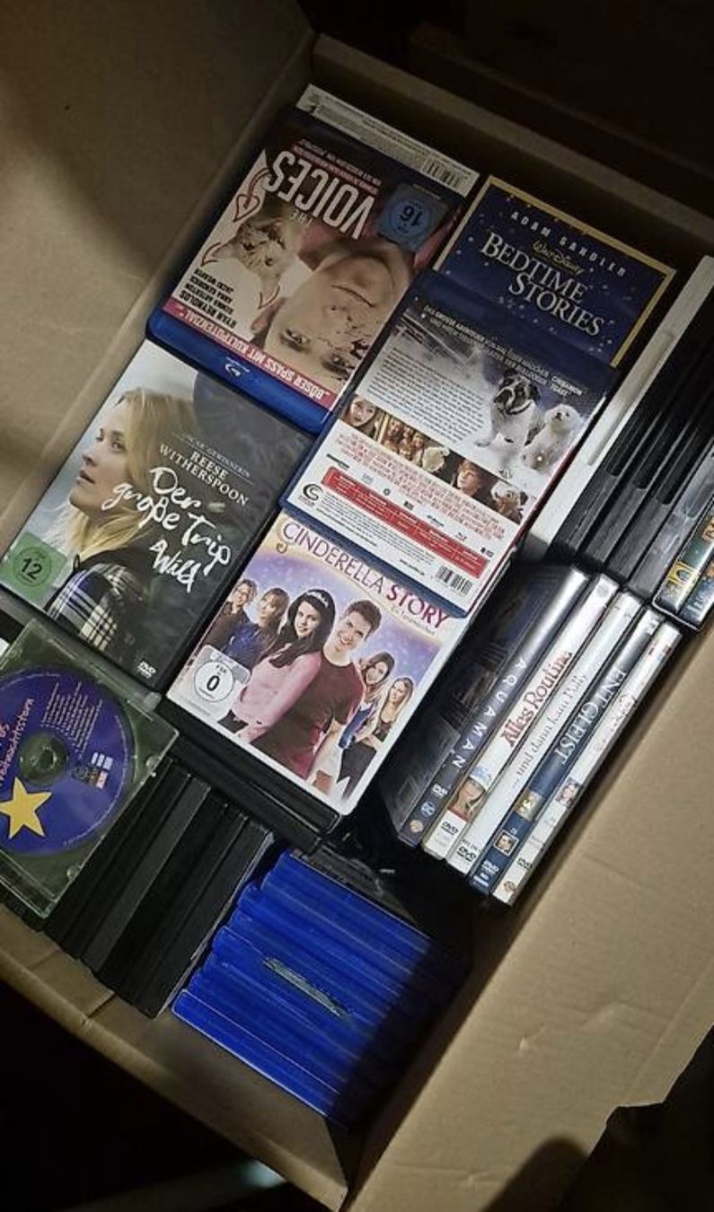 Alle DVDs: DVD-Sammlung – Gebraucht aus Dübendorf von kat_h5j9