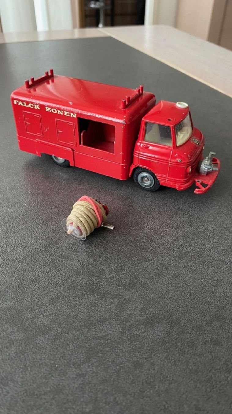 Tekno Modellbausätze & Standmodelle: Tekno camion pompier Falck Zonen – Gebraucht aus Meyrin von Abac007 3