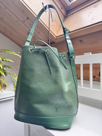 Louis vuitton Bucket Grün