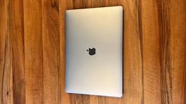 MacBook Pro 15" (2018) 16GB RAM