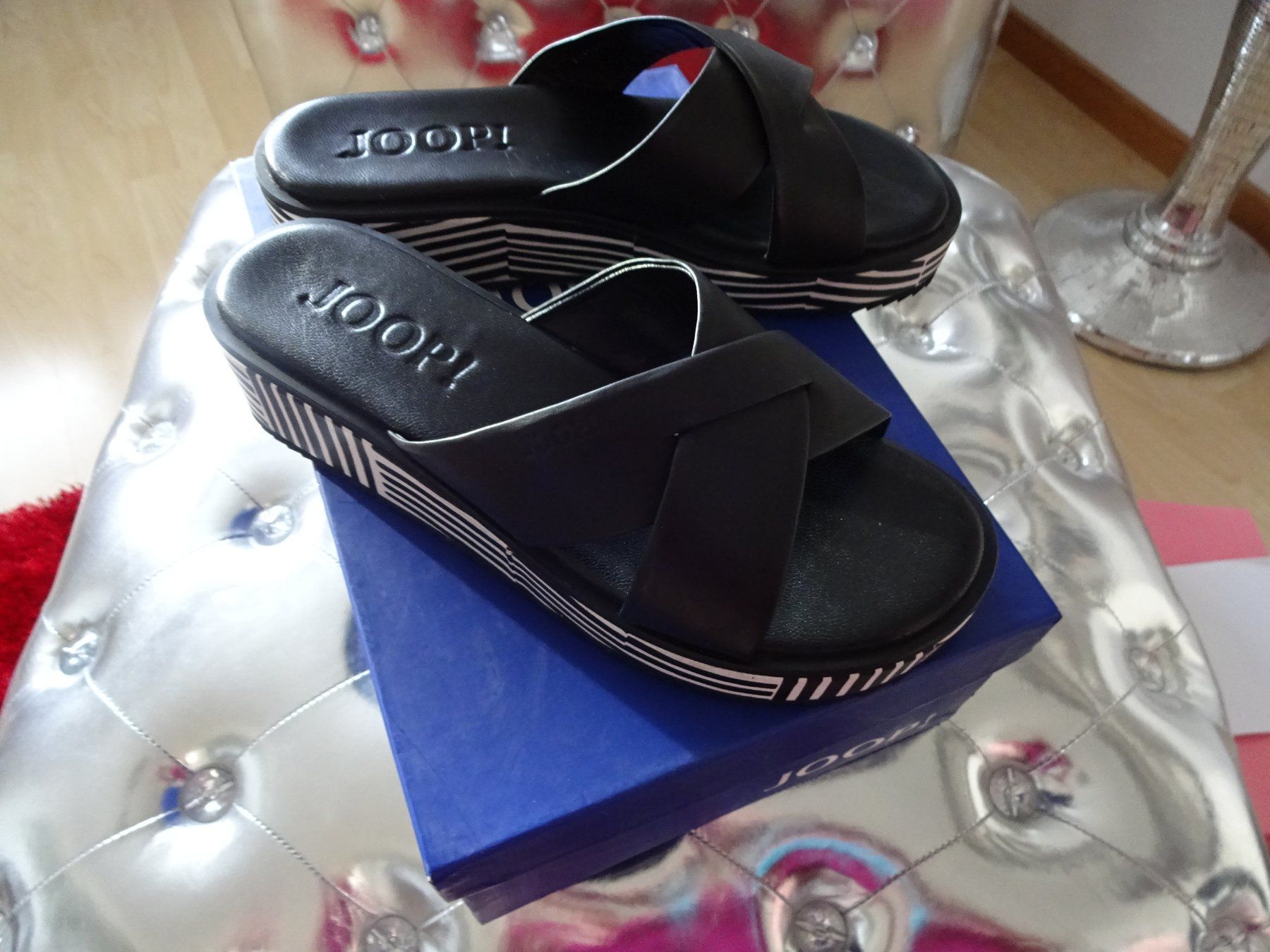 Joop Scarpe da donna: Neu Joop Leder Pantoletten Gr.40 – Nuovo e nell'imballaggio originale da Sisseln AG venduto da Flohmix 2