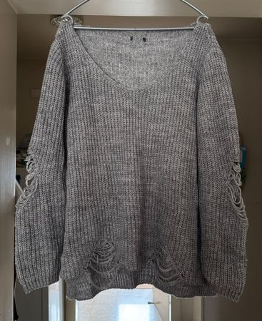 Pull en maille gris destroy, parfait pour l'automne neuf TM