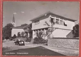 Zürich Wiedikon - Oldtimer vor Kirchgemeindehaus - ca. 1950