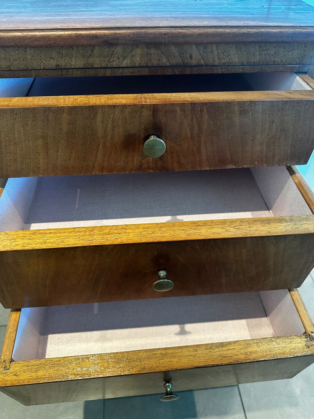 Cassettiere: HoLz KoMMödLi – Usato da Winkel venduto da zeho 3