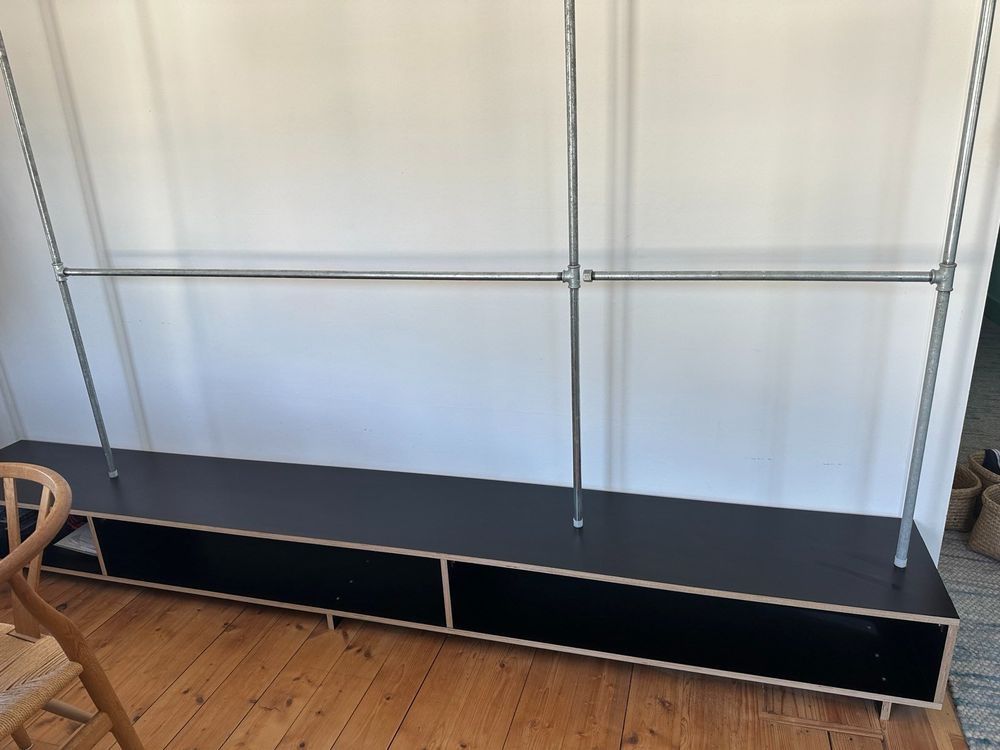 Guardaroba: Industrial Designer Garderobe – Usato da Freienbach venduto da Elenaheinz 5
