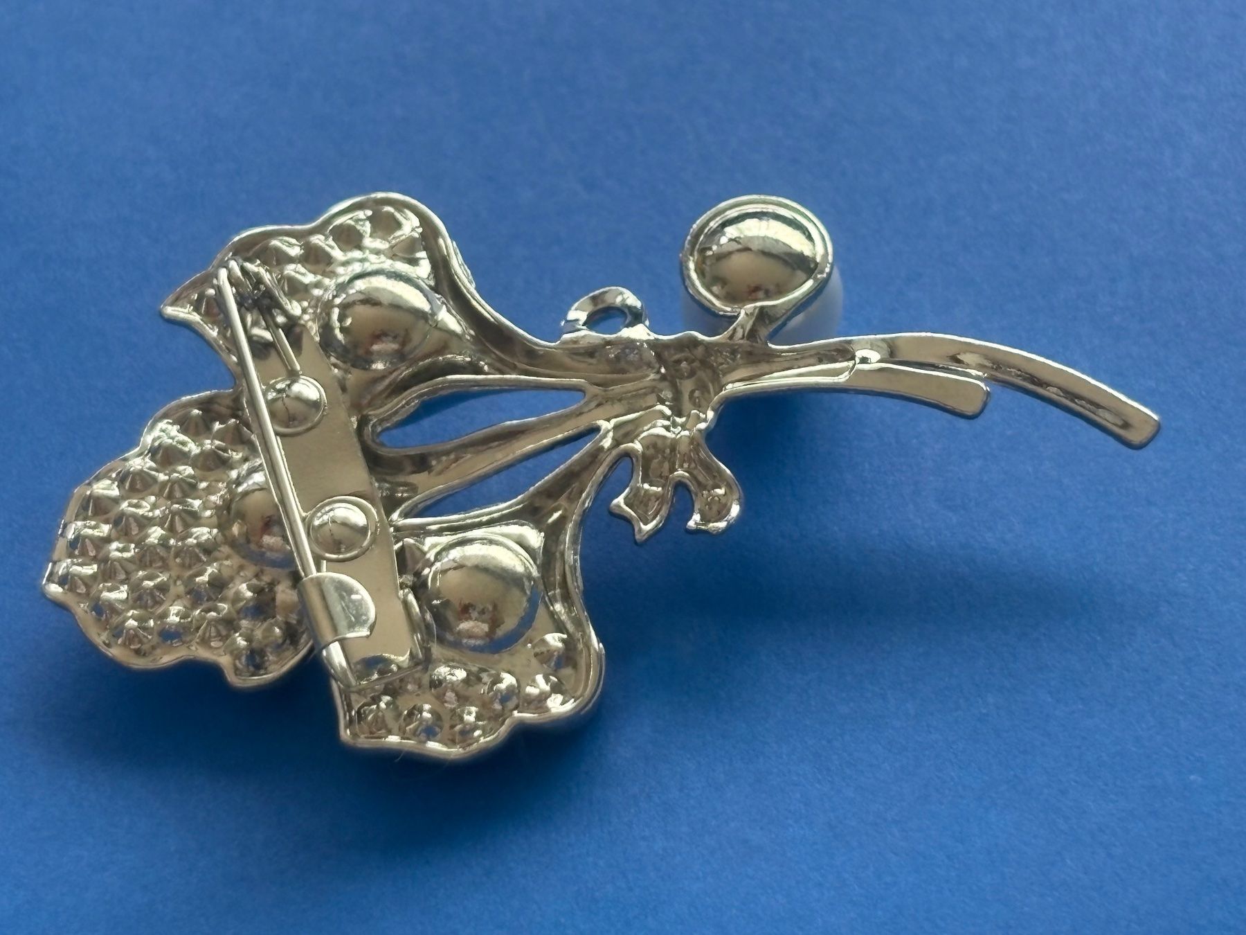 Broschen & Nadeln: Luxus Elegante  Brosche mit Kunstperlen Farbe: Silber – Neu (gemäss Beschreibung) aus Biel-Bienne von Roserosse13 3