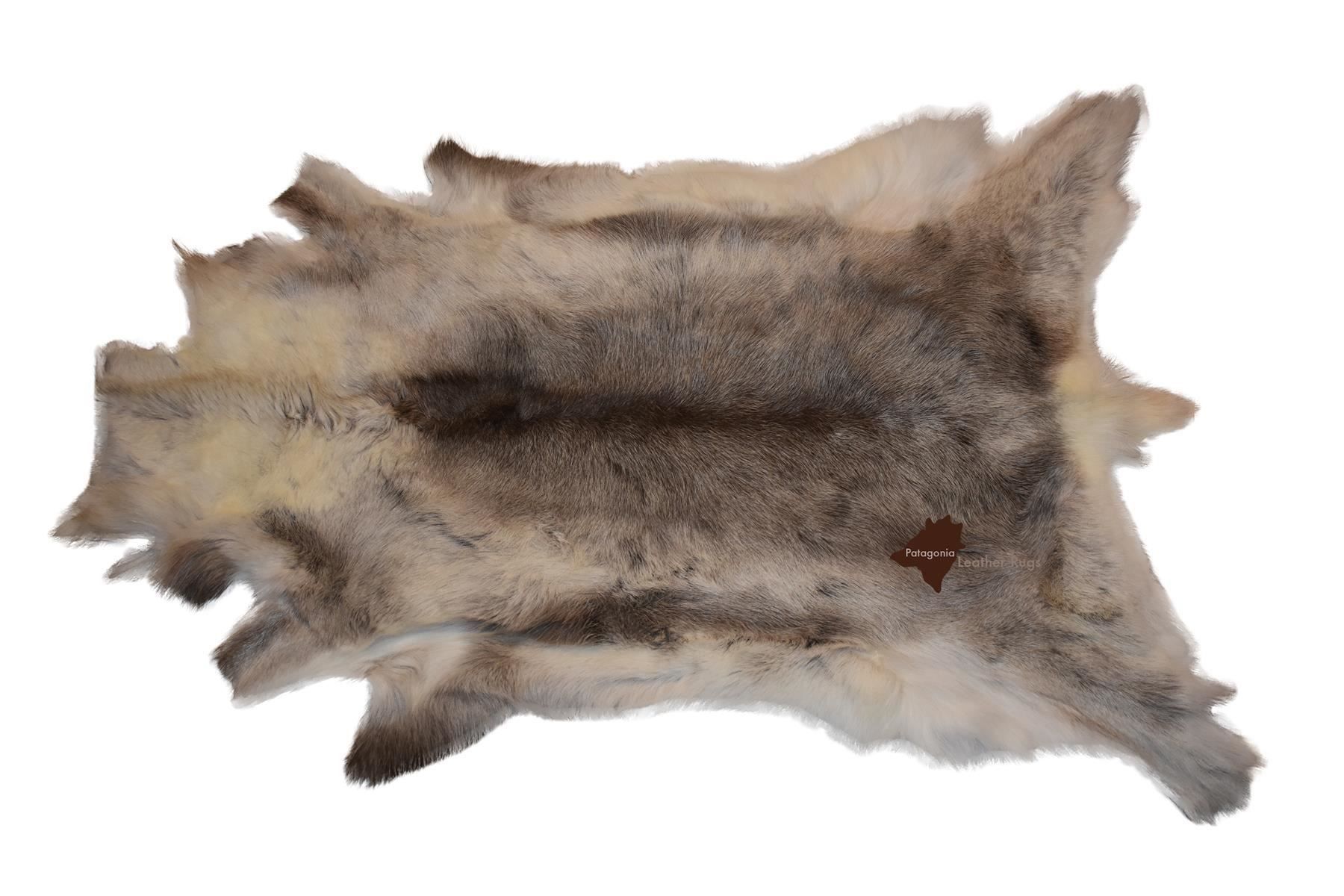 Tappeti: Echtes Rentierfell – Nuovo e nell'imballaggio originale da Arbedo venduto da patagonialeatherrugs 1