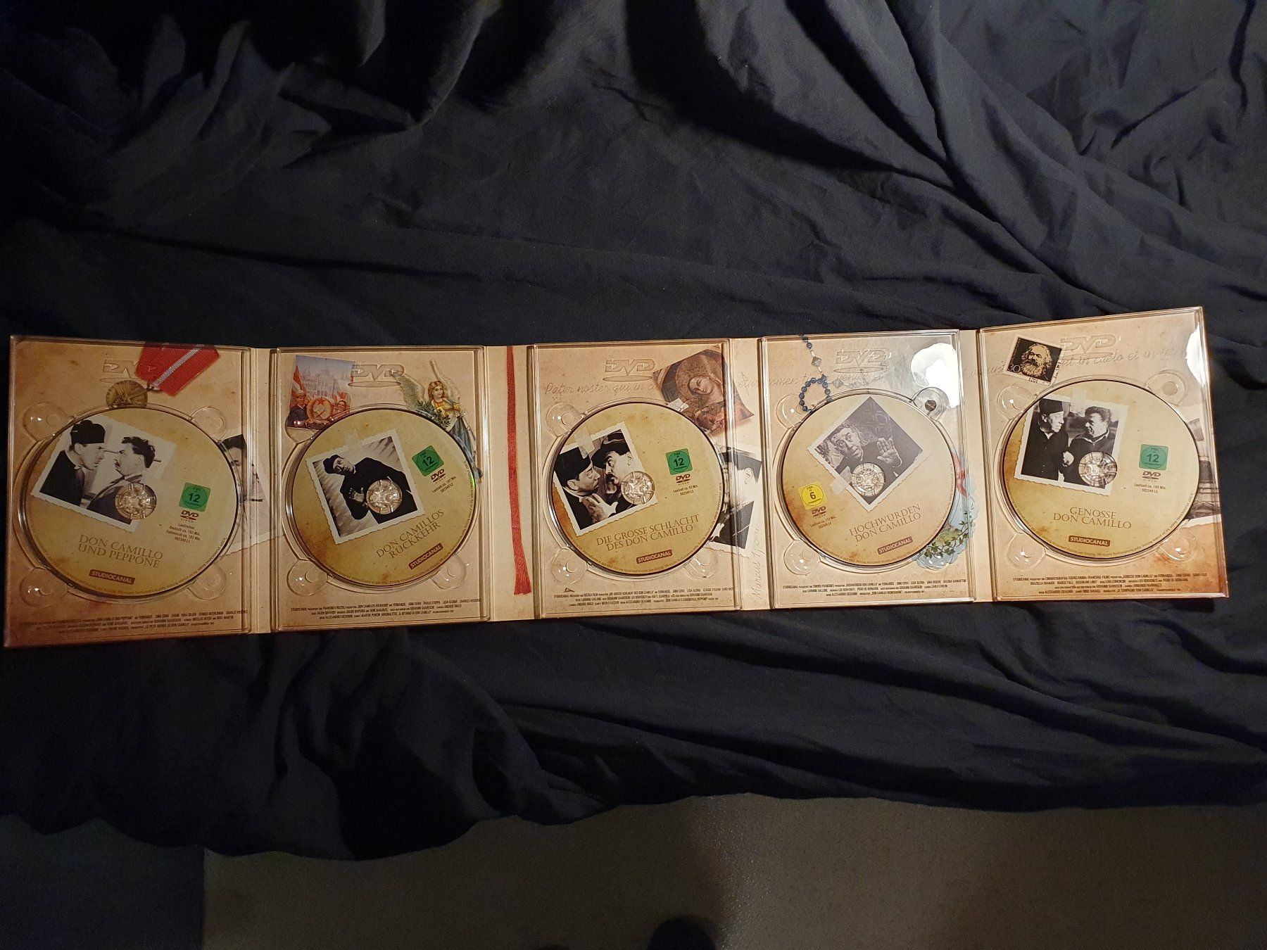 Alle DVDs: Don Camillo & Peppone DVD-Box, Special Edition, 5 DVDs – Gebraucht aus Worb von FroLok 3