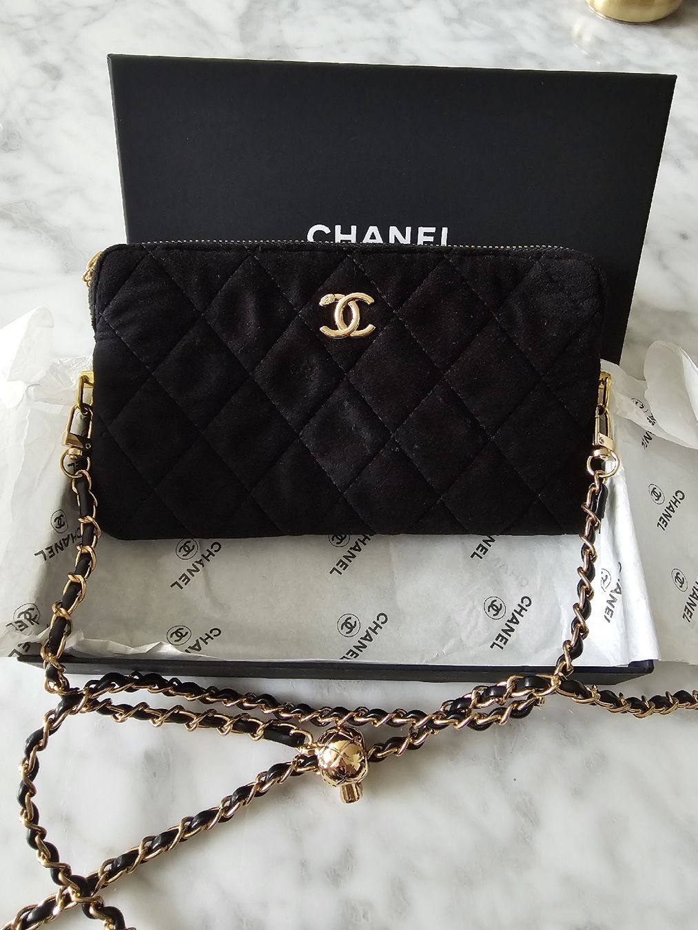 Chanel Taschen für Damen: Chanel Abendsamttasche schwarz – Neu (gemäss Beschreibung) aus Wetzikon ZH von sane1972 1