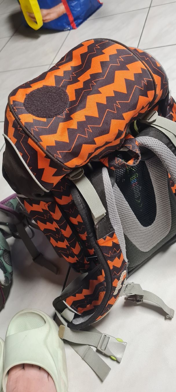 Ergobag Rucksäcke: Ergobag Rucksack Kinder Schule orange schwarz Grösse M – Gebraucht aus Turtmann von jspitjuka 2