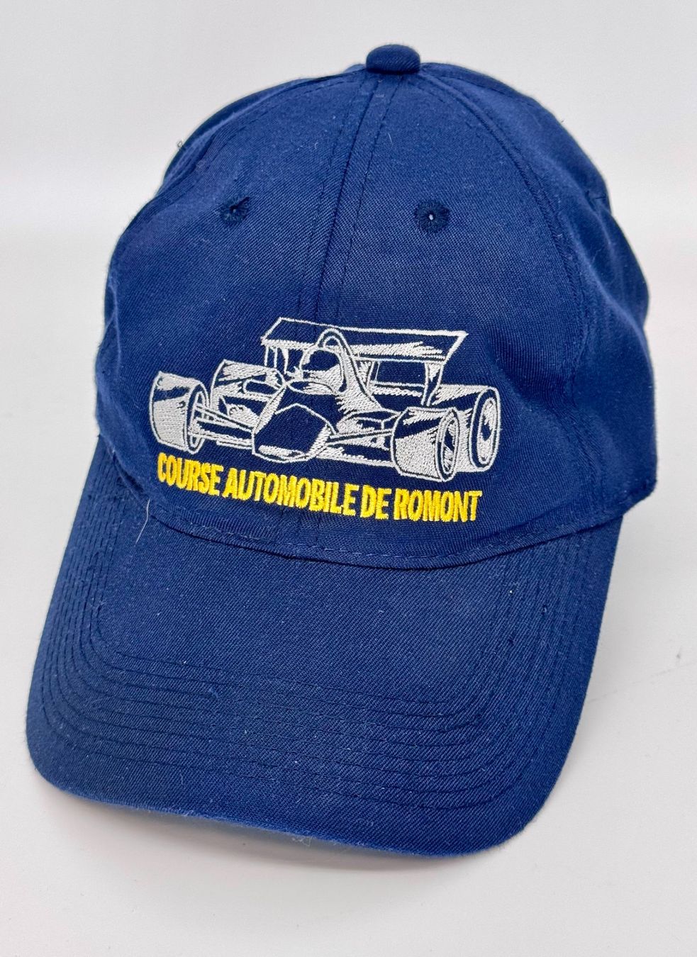 Chapeaux, bonnets & casquettes: Casquette Course Automobile de Romont bleue brodée – Neuf (Voir description) à Mézières VD par Potentiel