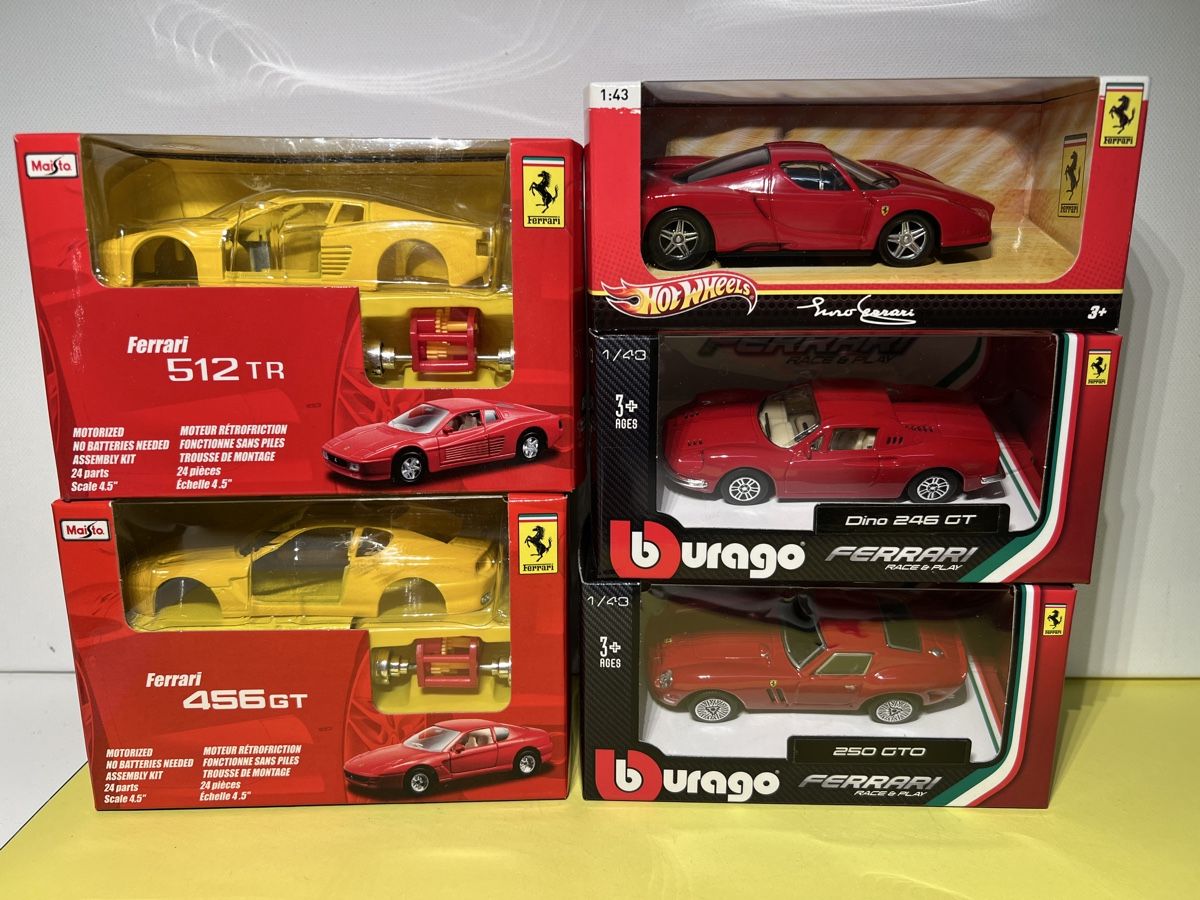 Ferrari Modellini d'auto: Konvolut Ferrari in 1/43 – Nuovo e nell'imballaggio originale da Weinfelden venduto da Kammerflimmern