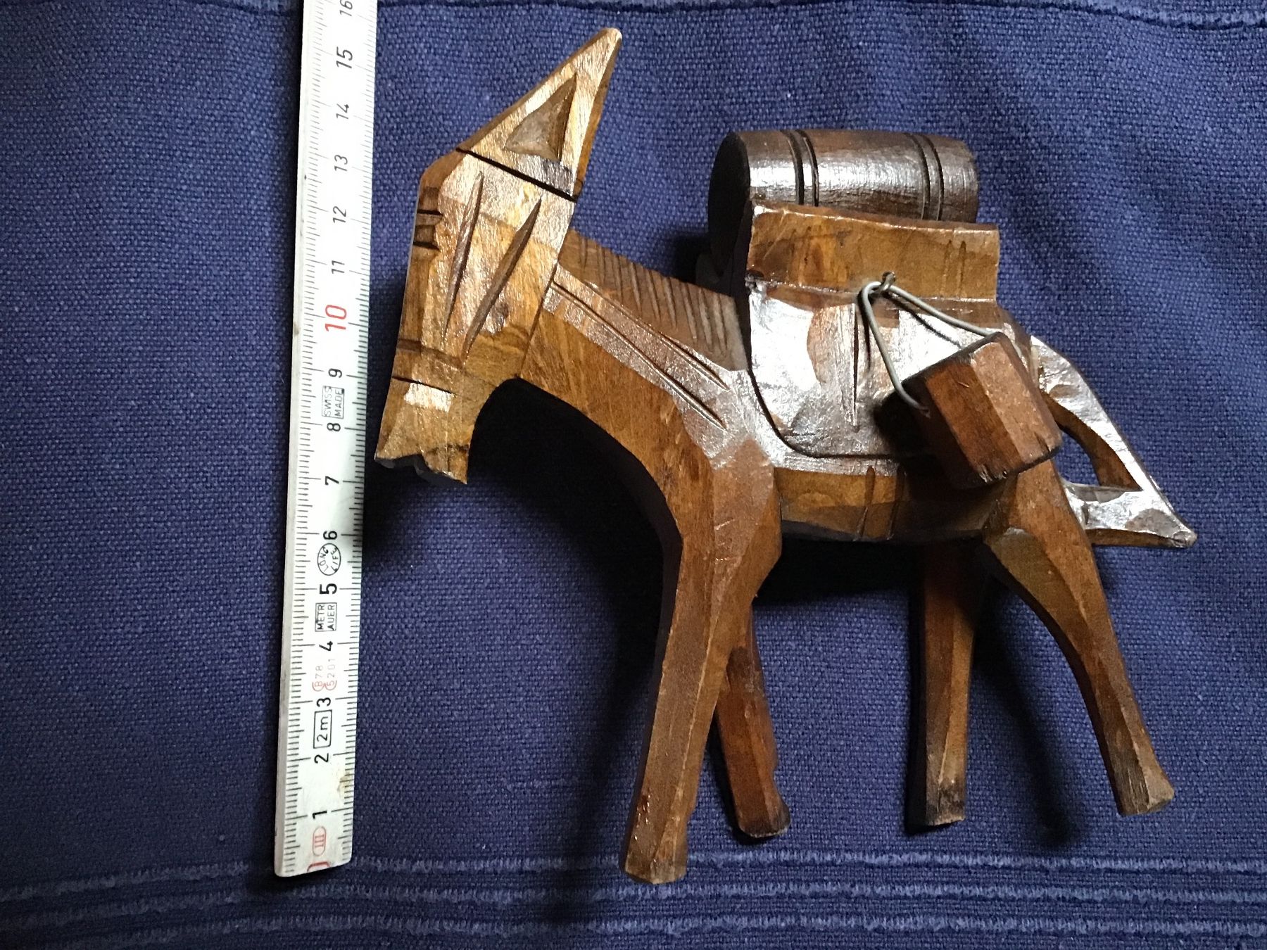 Figurines: Handgeschnitzter Esel aus Holz - – D'occasion à Rüti ZH par Wernika1