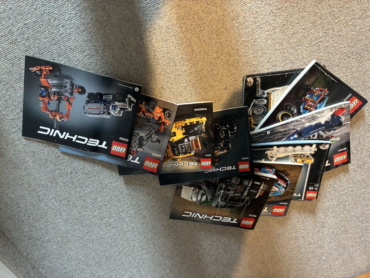 Lego Giocattoli: Lego Technic Sammlung – Usato da Sarnen venduto da Muenzen.-M 9