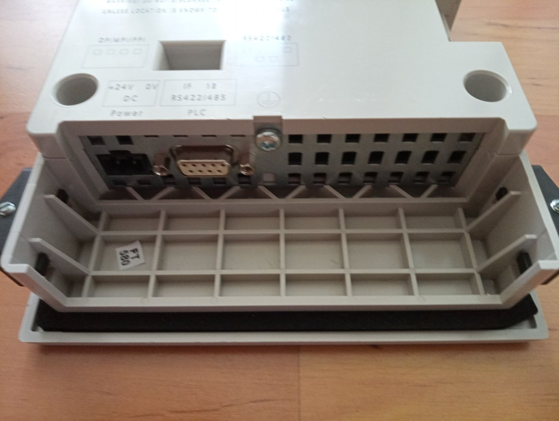 Siemens Elektronikbauteile: Siemens SIMATIC Operator Panel OP 77A / 6AV6641-0BA11-0AX1 – Gebraucht aus Ufhusen von HKSC 3