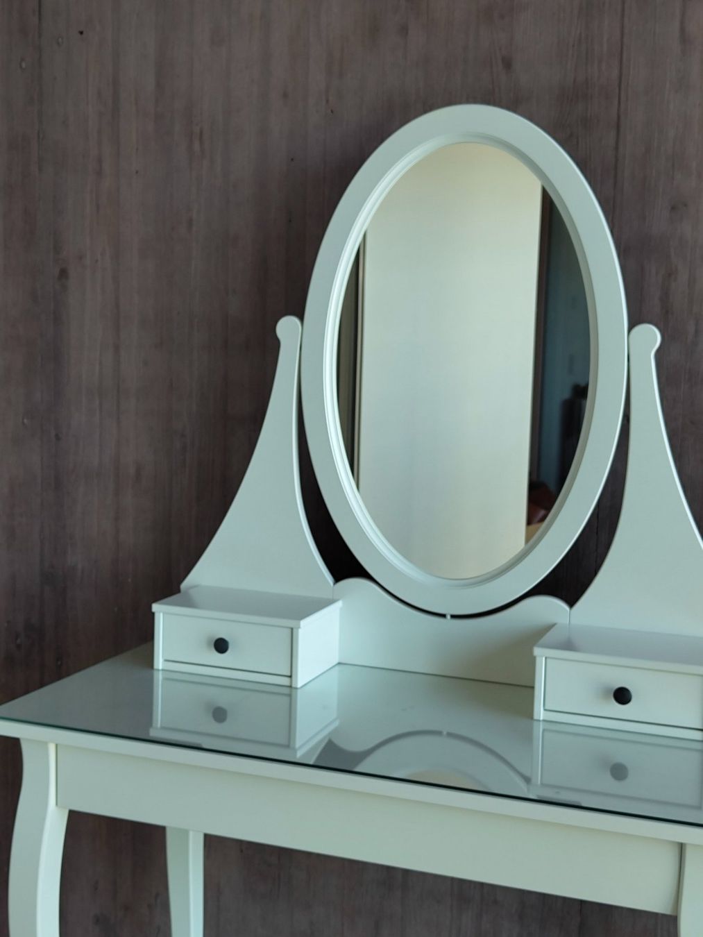 Ikea Coiffeuses: IKEA HEMNES Schminktisch – D'occasion à Regensdorf par kat_5n2y 2