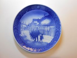 Royal Copenhagen Christmas Plate 1980