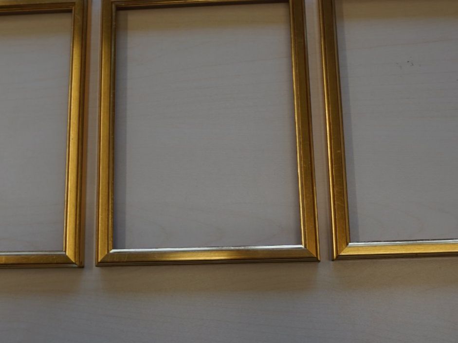 Cornici: Bilderrahmen 3-er Set klein, gold aus Holz – Nuovo (secondo la descrizione) da Giswil venduto da sowo60 1