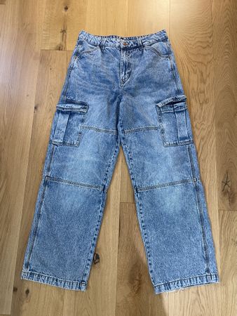 H&M Divided: Trendy High-Waisted Denim Cargo Pants, US 8
