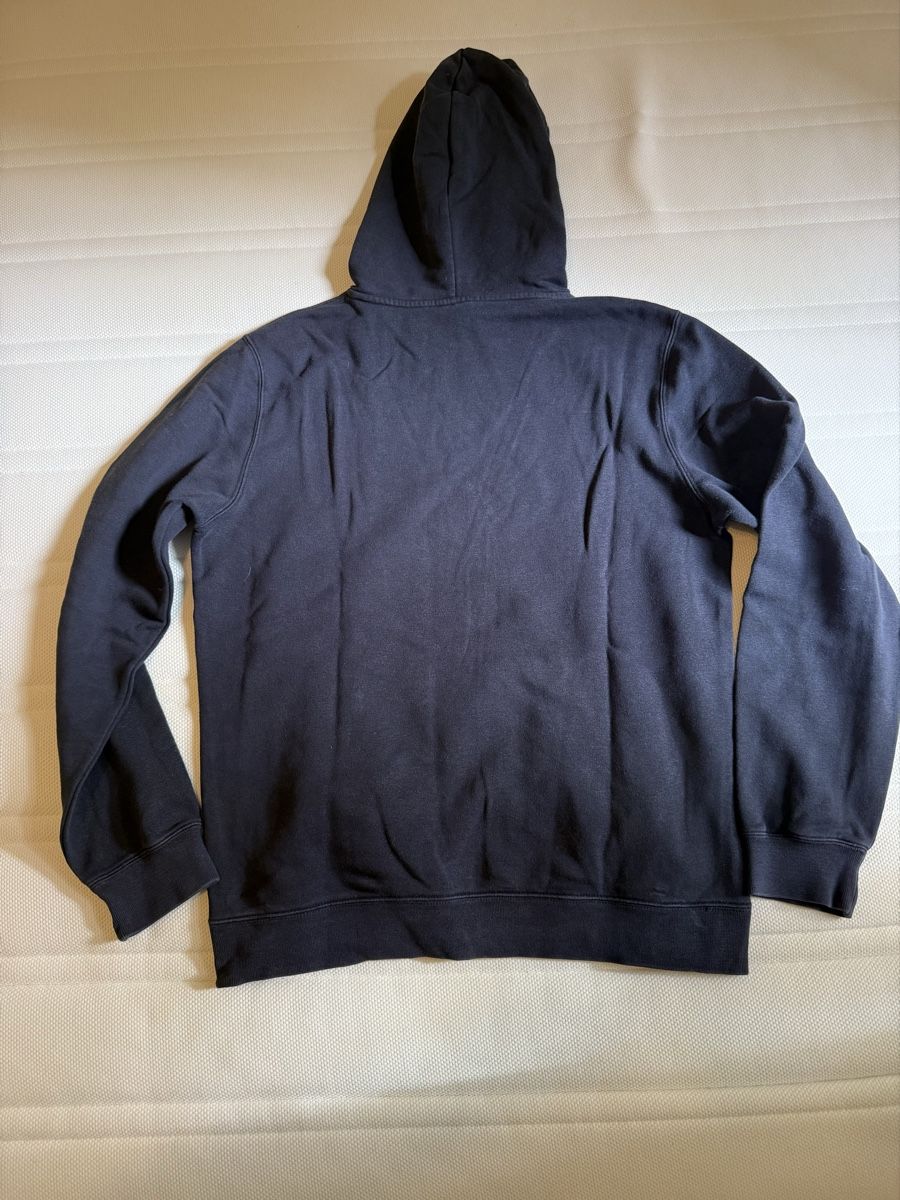 Pullover & Sweatshirts: Pullover Champion – Gebraucht aus Zürich von joe_9lm9 2