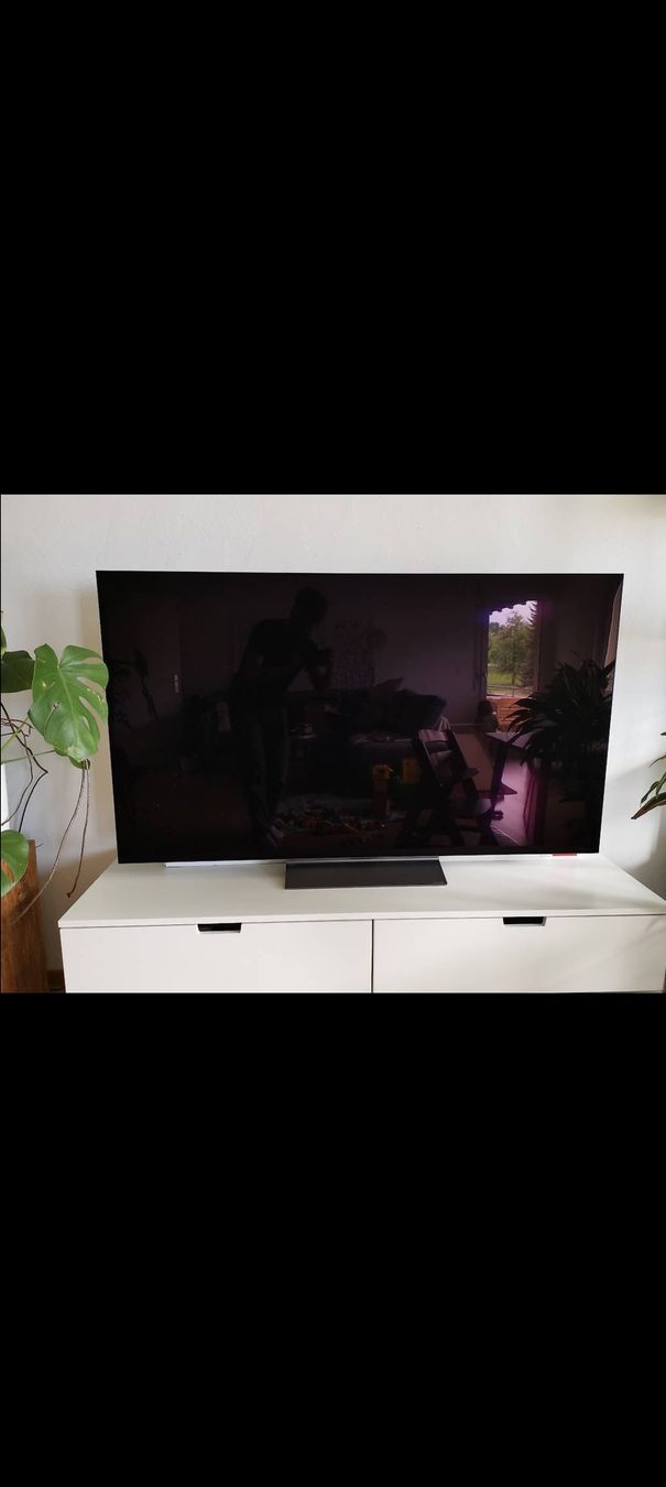 LG Televisori: LG OLED65C2LA  65" OLED evo Premium TV  – Usato da Eschenz venduto da byron_bay 2