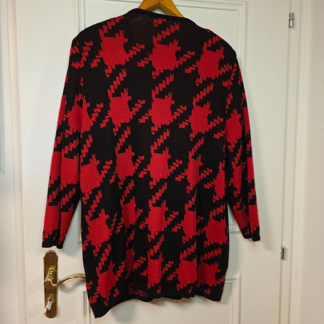 Jacken: Lucia Vintage Strickjacke, Größe 48/50 – Gebraucht aus Wald ZH von CapLux 3