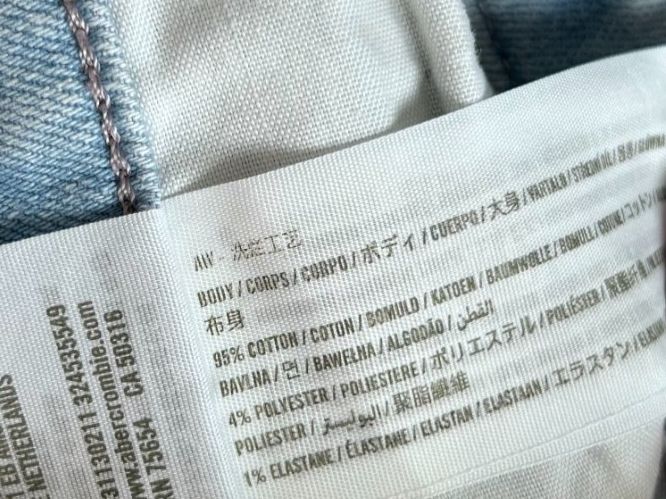 Hollister Jeans: Hollister Jeans – Usato da St. Gallen venduto da look-twice 3