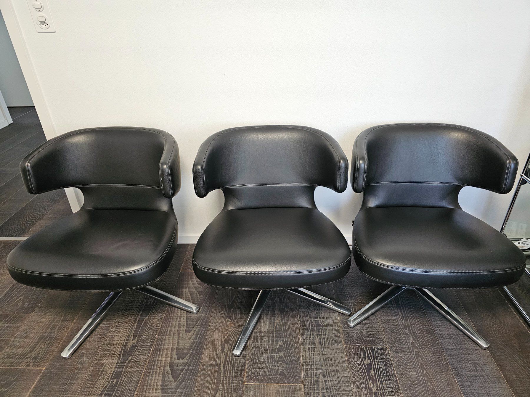 Vitra Poltrone: DESIGN VITRA Petit Repos Ledersessel – Usato da Münchenstein venduto da Trayo 8