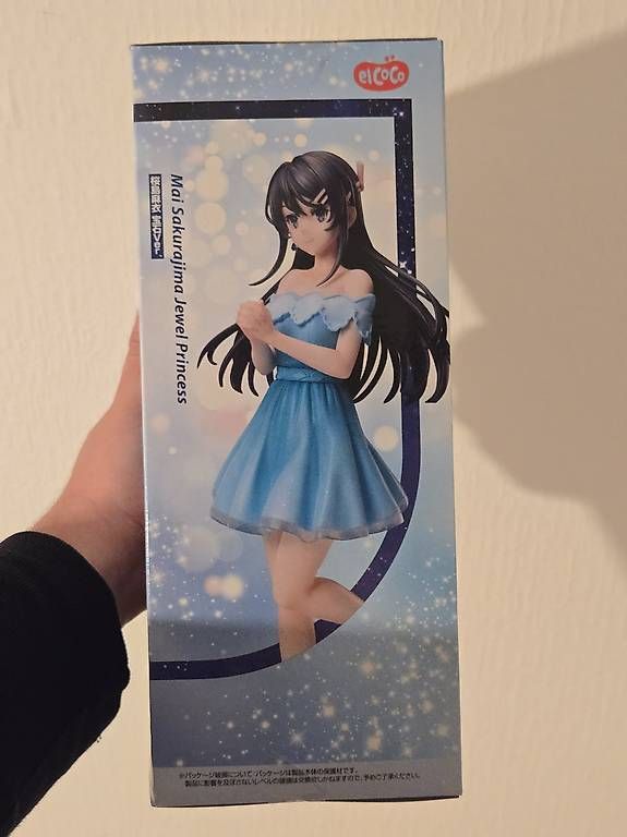 Statuette: Figurine de Mai Sakurajima – Nuovo e nell'imballaggio originale da Lausanne venduto da Drenushaduklini 2