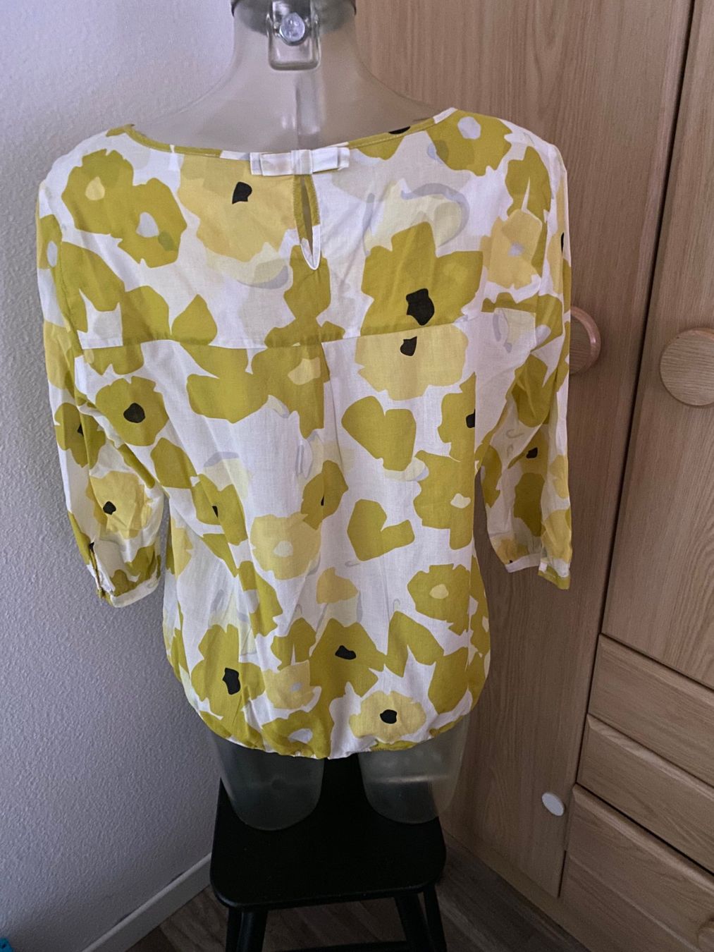 Opus T-shirt: OPUS 3/4 Arm Shirt   Grösse 42 – Usato da Allenwinden venduto da Obalu 1