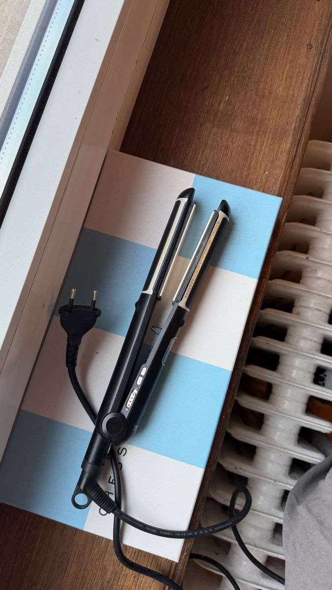 Rowenta Piastre & Arricciacapelli: Rowenta Liss & Curl Pro – Usato da Zürich venduto da pre_vy7t