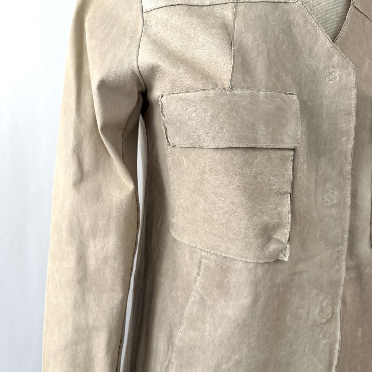 Giacche: TRANSIT PAR SUCH new beige leather jacket – Nuovo e nell'imballaggio originale da Emmen venduto da Nightingale_2022 2
