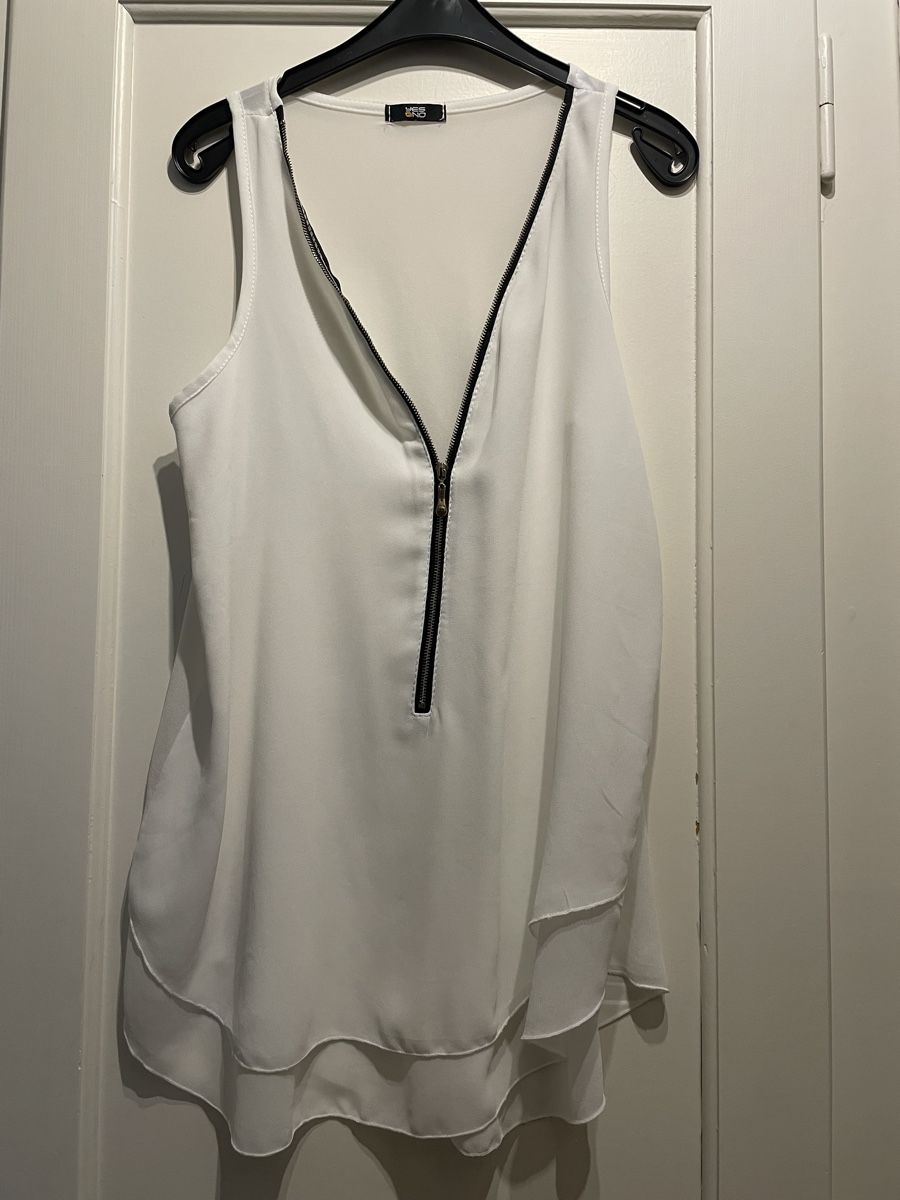 Top: Top, S – Usato da aarau venduto da A.Naef