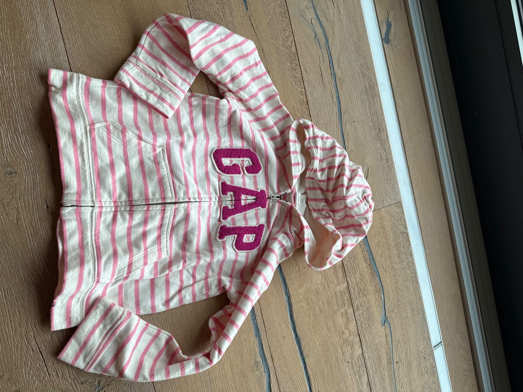 Gap Giacche & Cappotti: Gap Sweatjacke Gr. 5 – Nuovo (secondo la descrizione) da Himmelried venduto da Dievole