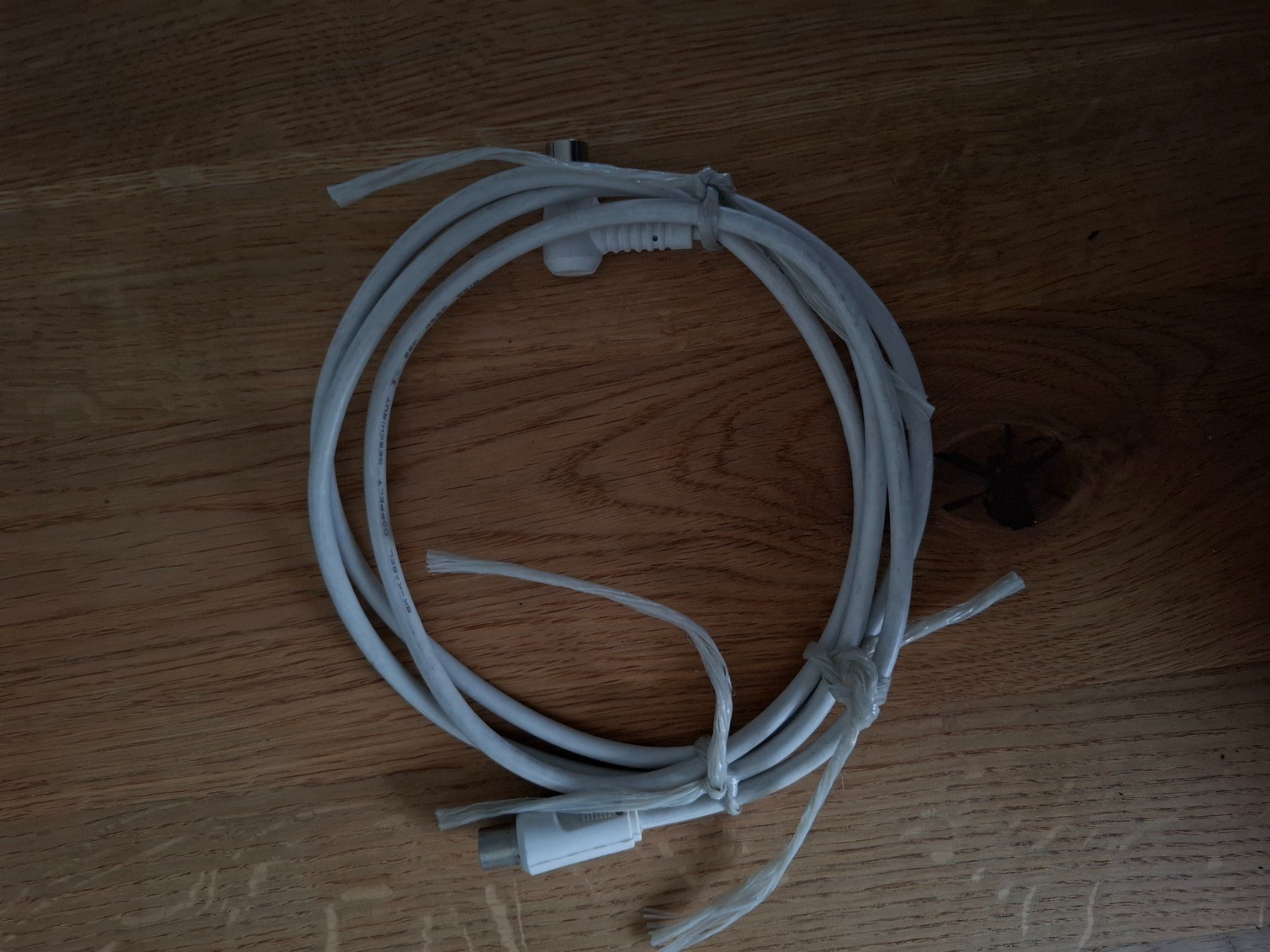 Cavi: Diverse Kabel-Sammlung: Antennenkabel – Usato da Affoltern am Albis venduto da Andrezc 2