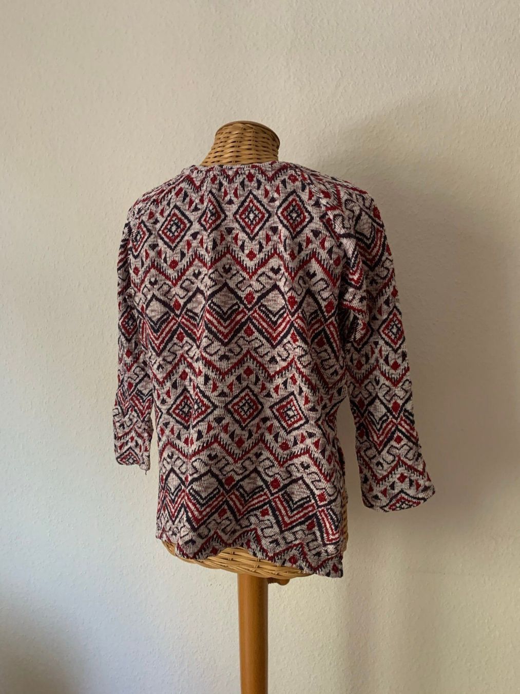 Stradivarius Pulls & Sweat-shirts: STRADIVARIUS - Ethno Pullover gemustert – D'occasion à Zürich par Diazaio 3