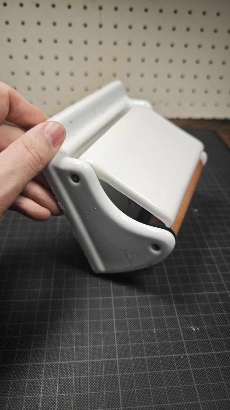 Altri accessori per il bagno: Wunderschöne alte Keramischer  WC Rollenhalter – Usato da Gelterkinden venduto da MYSTOREFORYOU4460 2