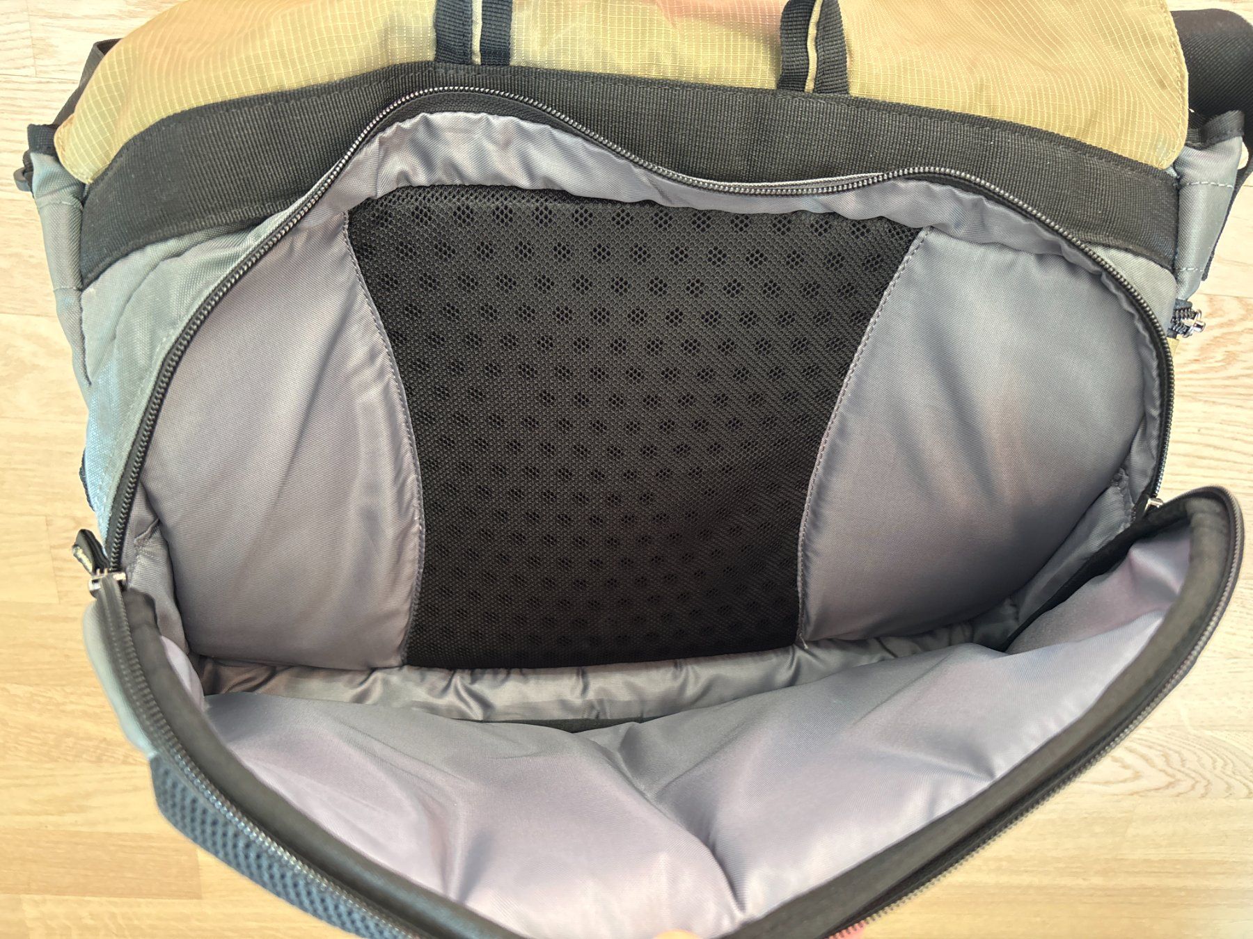 Victorinox Taschen: Victorinox Messenger Bag – Gebraucht aus Elgg von Jo_Naj 1