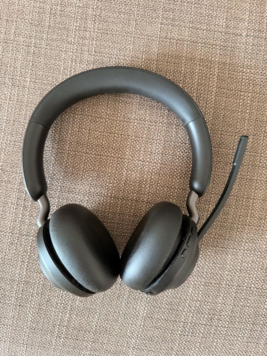 Jabra Casques audio: Jabra Evolve2 65 Headset Schwarz – Défectueux à Zürich par Vanilglace 1