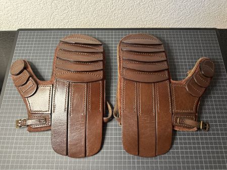 Gants de protection médiévaux pour le combat, en cuir