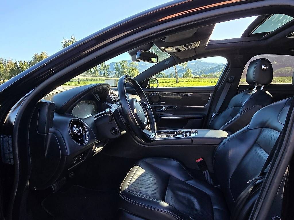 Automobili: Jaguar XJ 3.0 V6 D Portfolio – Usato da Langenthal venduto da Goergens10 3
