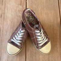 Turnschuhe 36